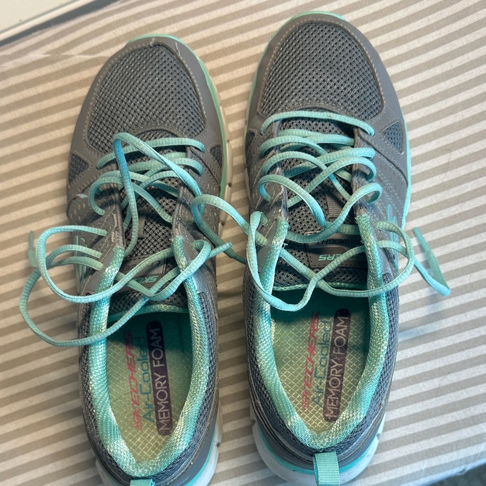 Skechers Women's Teal and Gray Sneakers